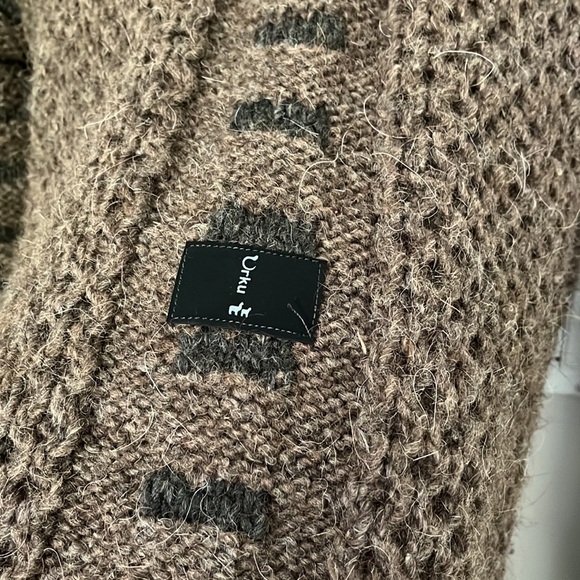 Urku Wool Coat - Picture 4 of 13